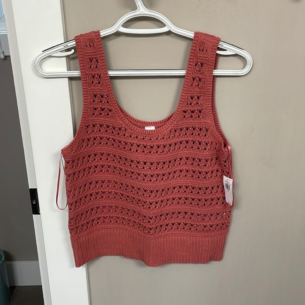 Old navy sweater tank